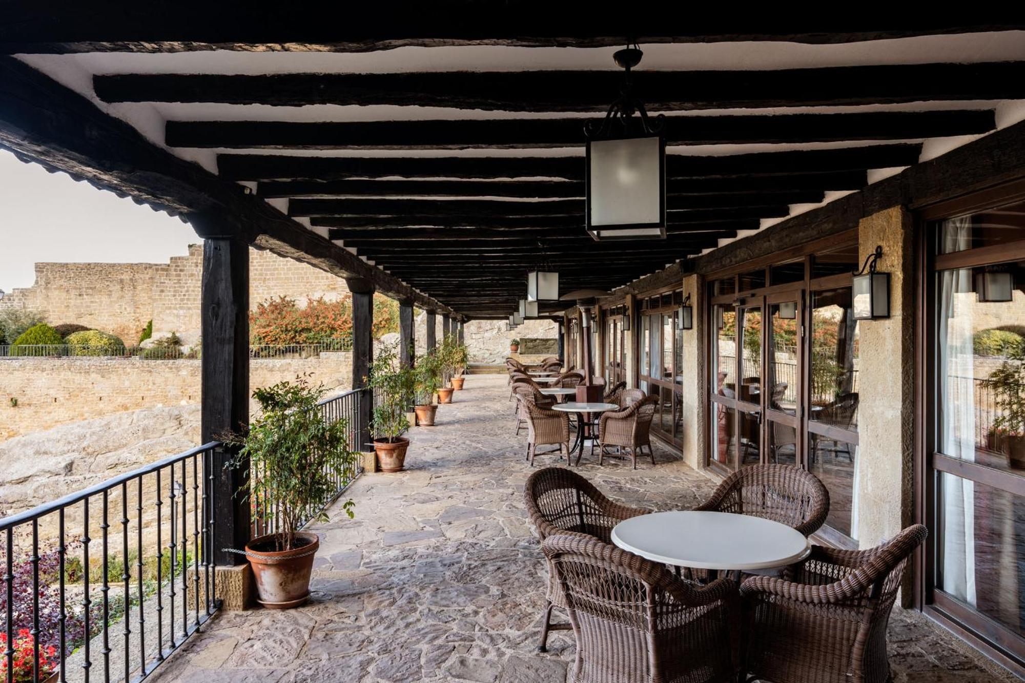 Parador De Sos del Rey Católico Dış mekan fotoğraf