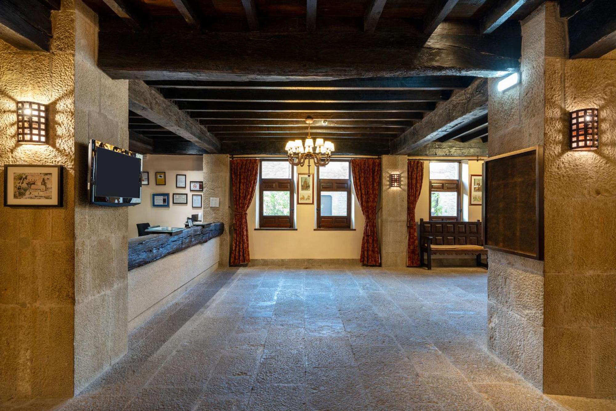 Parador De Sos del Rey Católico Dış mekan fotoğraf